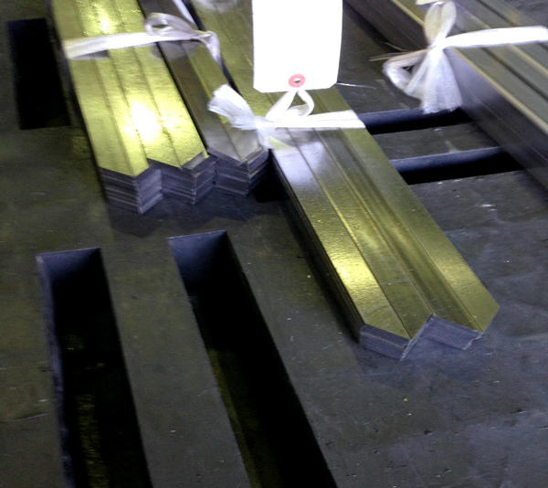 9-鋼材・FB（ミガキ）角度切り