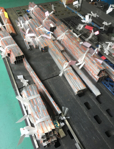 158-ステンレスの丸鋸切断